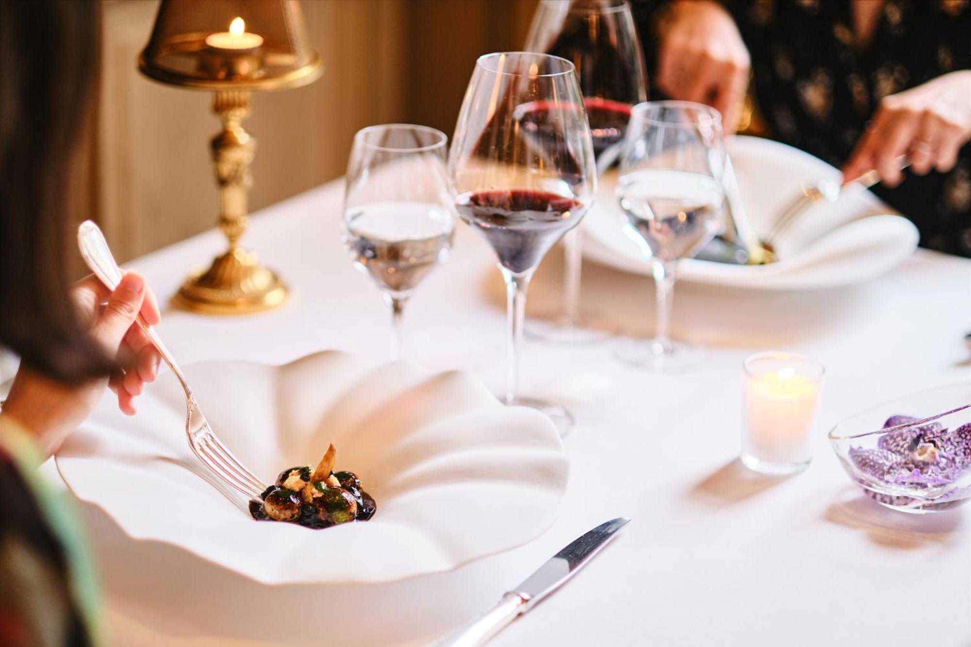 Four Seasons George V 5* Parigi