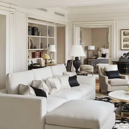 Four Seasons George V Parigi
