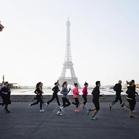 Four Seasons George V 5* Parigi