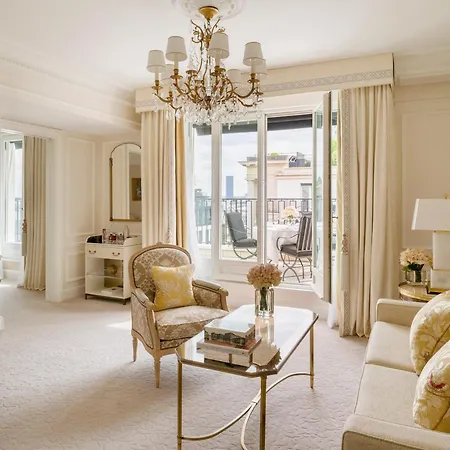 Hotel Four Seasons George V Parigi