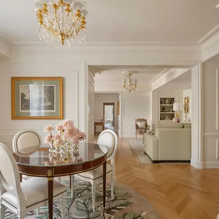 Four Seasons George V Parigi