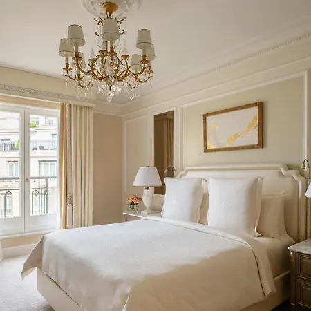 Four Seasons George V Parigi