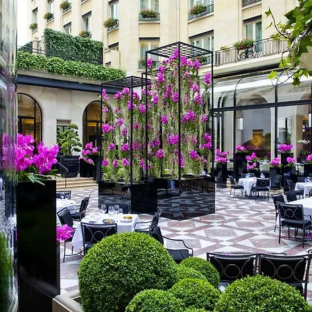 Hotel Four Seasons George V Parigi