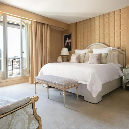 Hotel Four Seasons George V Parigi