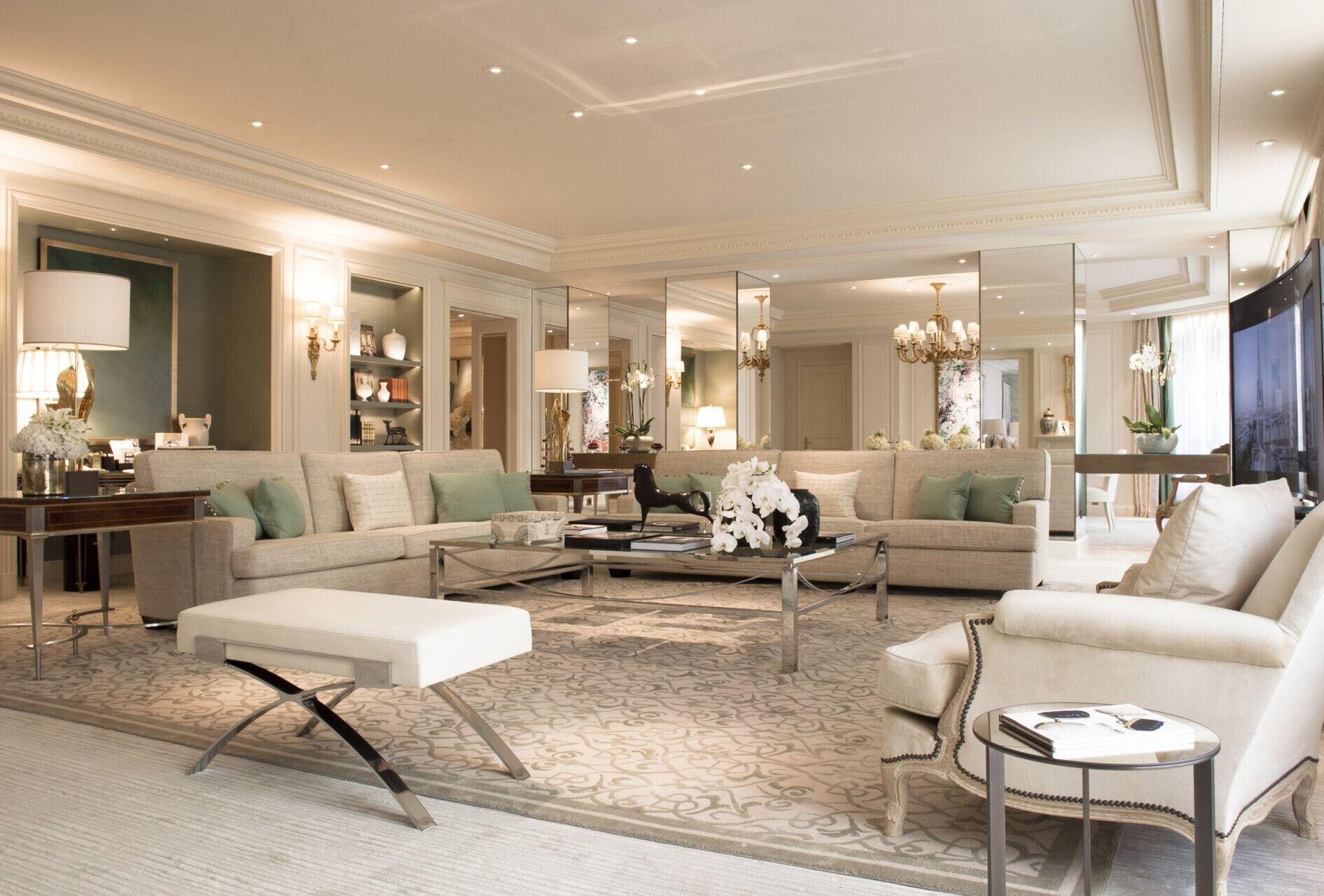 Four Seasons George V 5*