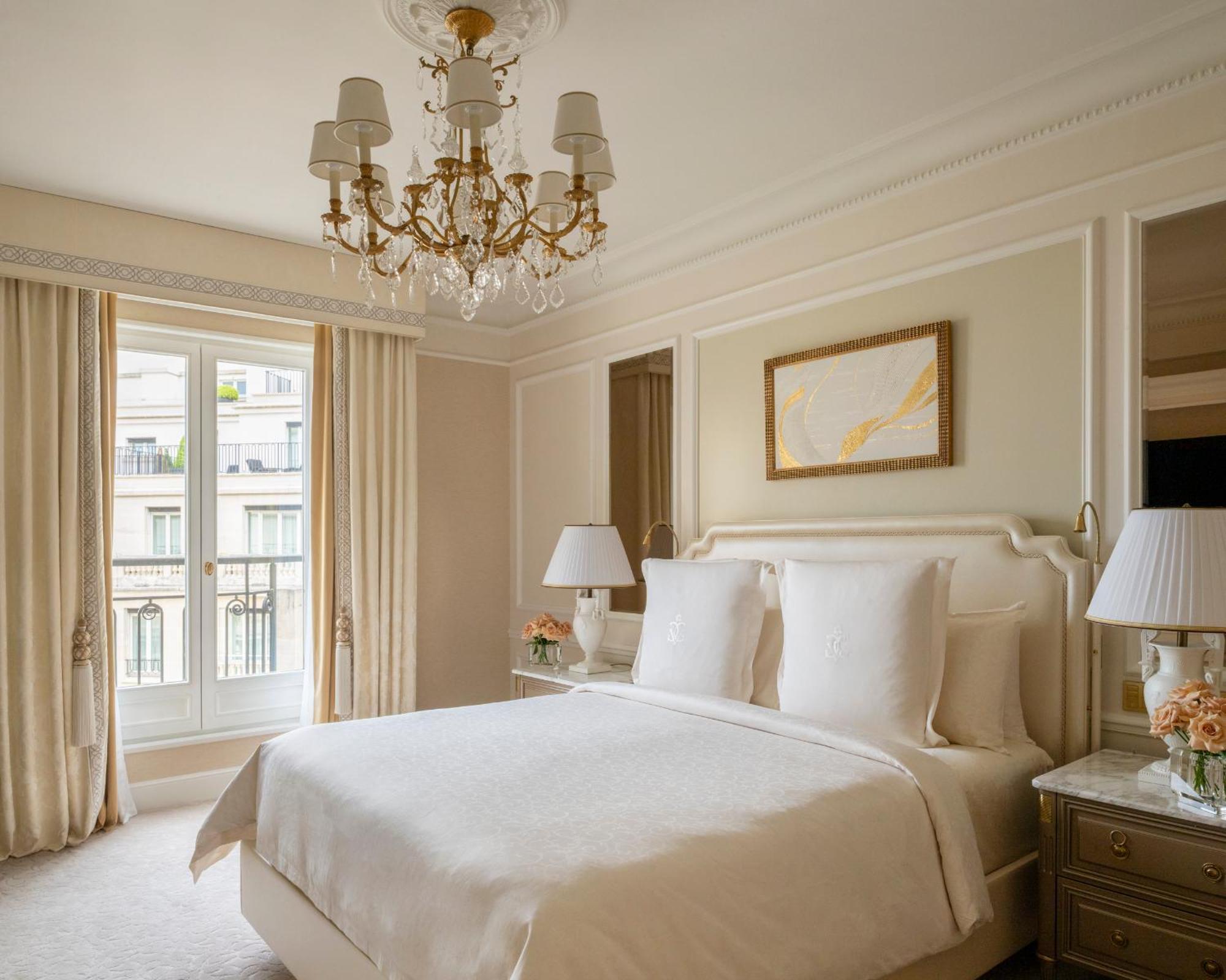 Four Seasons George V Paris