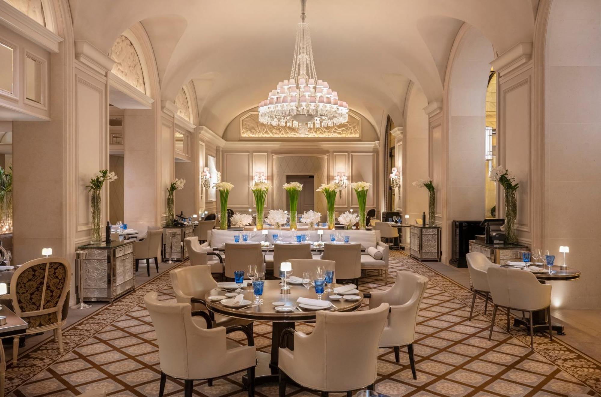 Hotel Four Seasons George V 5*