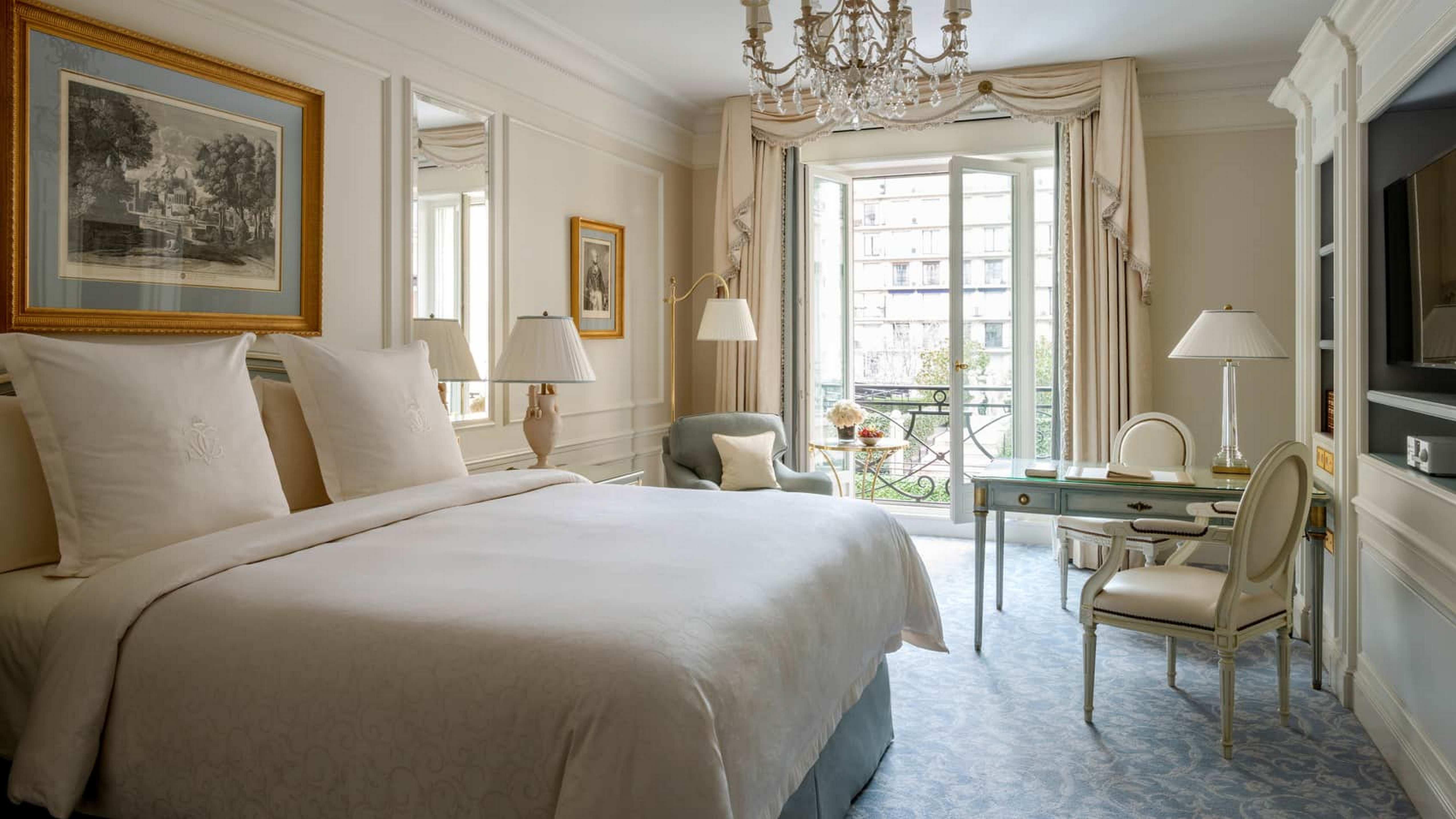 Hotel Four Seasons George V 5*